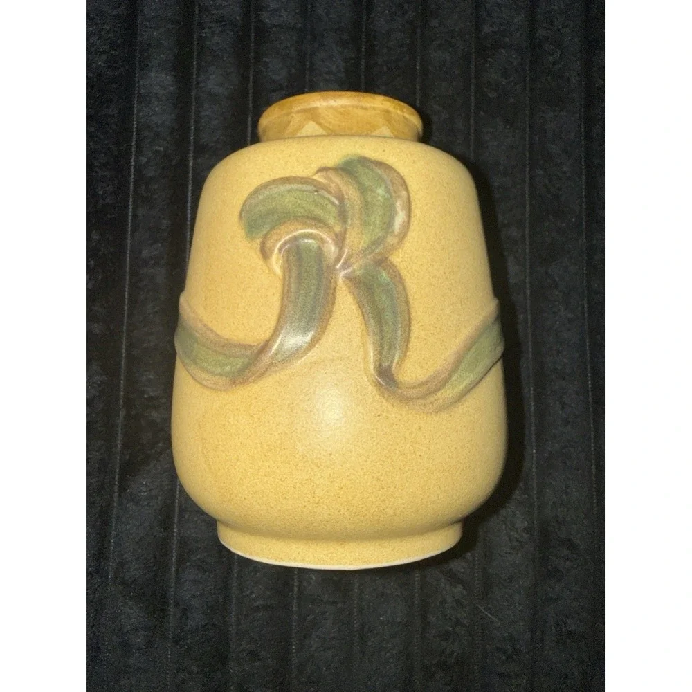 Vintage Japan Pottery Inarco Vase 6
